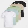 Pier One Hombre 5 PACK - Camiseta Básica - White/beige/black -Ofertas Pier One Tienda 0ad9552e06f244daa760b92b48f361e0