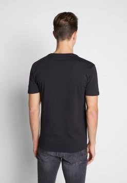 Pier One Hombre Camiseta Estampada - Black -Ofertas Pier One Tienda 0d552f3b70294cbe9b438f0d5bb67706