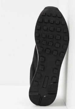Pier One Unisexo UNISEX - Zapatillas - Black -Ofertas Pier One Tienda 1761322dc3574a79bb0fb247d9984084