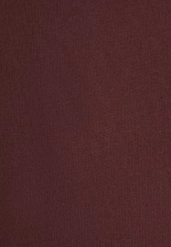 Pier One Hombre 3 PACK - Camiseta Básica - Black/grey/bordeaux -Ofertas Pier One Tienda 1bfe5512547f415990250084a747d41a