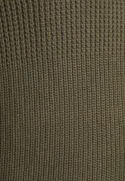 Pier One Hombre BIG STITCH MIX CREWNECK - Jersey De Punto - Olive -Ofertas Pier One Tienda 1c56f66834f24233b95ec34971b4c283