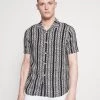 Pier One Hombre Camisa - Black -Ofertas Pier One Tienda 1f4987c438744ce29b2d428648b5718d