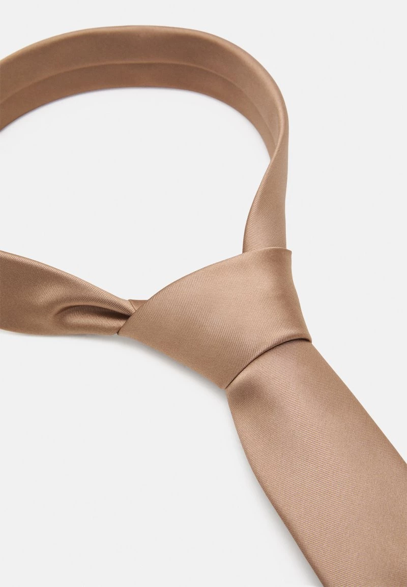 Pier One Hombre Corbata - Tan 5 Pier One Hombre Corbata - Tan - Imagen 3