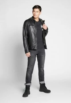 Pier One Hombre Camiseta Estampada - Black -Ofertas Pier One Tienda 2df98a148ef04f62a0e1f4df753c91b2