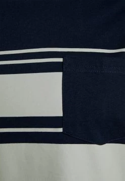 Pier One Hombre Camiseta Estampada - Dark Blue 14 Pier One Hombre Camiseta Estampada - Dark Blue -Ofertas Pier One Tienda 2fabc8a6e31a497b96be6252bd63ec58