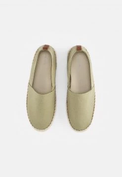 Pier One Unisexo RENA ESPADRILLE UNISEX - Alpargatas - Olive -Ofertas Pier One Tienda 37f61750ec004994b62ae6ddcfad1a43