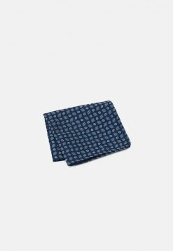 Pier One Hombre SET - Corbata - Dark Blue 11 Pier One Hombre SET - Corbata - Dark Blue -Ofertas Pier One Tienda 3c7761f859dc46e8a4f17b9fe327b2ec