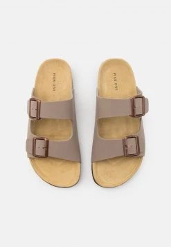 Pier One Hombre UNISEX - Pantuflas - Stone 11 Pier One Hombre UNISEX - Pantuflas - Stone -Ofertas Pier One Tienda 47b80b1f1fd548c6b3cd4bf590fe8b2b