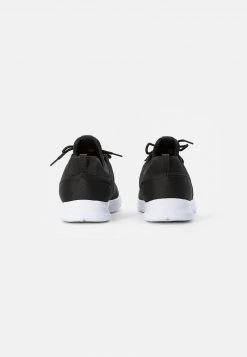 Pier One Hombre Zapatillas - Black White -Ofertas Pier One Tienda 481597f65b9d44c5b91bf9e4cb09e2de
