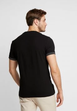 Pier One Hombre Camiseta Estampada - Black -Ofertas Pier One Tienda 4bc7dac6a83247babe0ce95cafc113a2