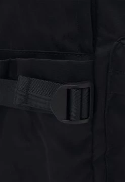 Pier One Unisexo Mochila - Black -Ofertas Pier One Tienda 4d706ff48fd4412dba606d72cadf8b49