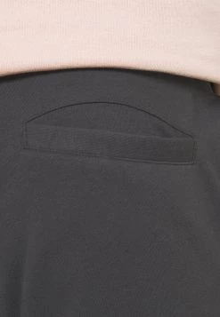 Pier One Hombre Pantalones Deportivos - Dark Grey -Ofertas Pier One Tienda 4dba7bd6995145a9b07e0b61cdb4749a