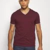 Pier One Hombre Camiseta Básica - Bordeaux -Ofertas Pier One Tienda 50660c0cf6304bb6a6133da4c6917b11