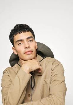 Pier One Hombre Chaqueta Fina - Tan -Ofertas Pier One Tienda 51231aa88b204d9aa86121b9728d4d13