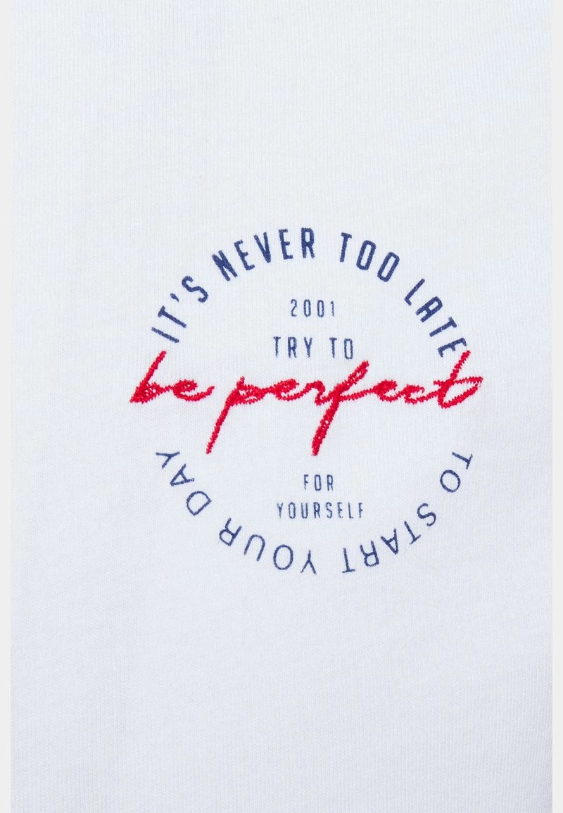 Pier One Hombre NEVER TOO LATE GRAPHIC T-SHIRT - Camiseta Estampada - White 11 Pier One Hombre NEVER TOO LATE GRAPHIC T-SHIRT - Camiseta Estampada - White - Imagen 9