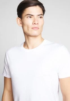 Pier One Hombre 2 PACK - Camiseta Básica - White/dark Blue -Ofertas Pier One Tienda 5d6a04d994e343d2903cc2c1666bad4b