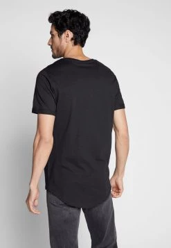 Pier One Hombre Camiseta Básica - Black -Ofertas Pier One Tienda 6002de18f55848468f240bbaa143b56d