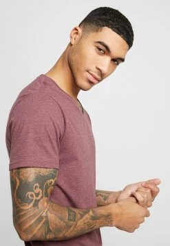 Pier One Camiseta Básica - Mottled Bordeaux, Hombre -Ofertas Pier One Tienda 64636f97fa9041078d1ca47cf5e1738b