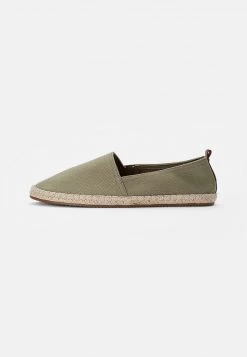 Pier One Unisexo RENA ESPADRILLE UNISEX - Alpargatas - Olive