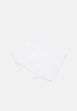 Pier One Hombre COTTON 3 PACK - Pañuelo De Bolsillo - White -Ofertas Pier One Tienda 8003bd3022e5406b8f4beb2c4f825529
