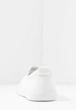 Pier One UNISEX - Mocasines - White, Unisexo 11 Pier One UNISEX - Mocasines - White, Unisexo -Ofertas Pier One Tienda 852618fdbaa84630bdf30d01995ec3ab