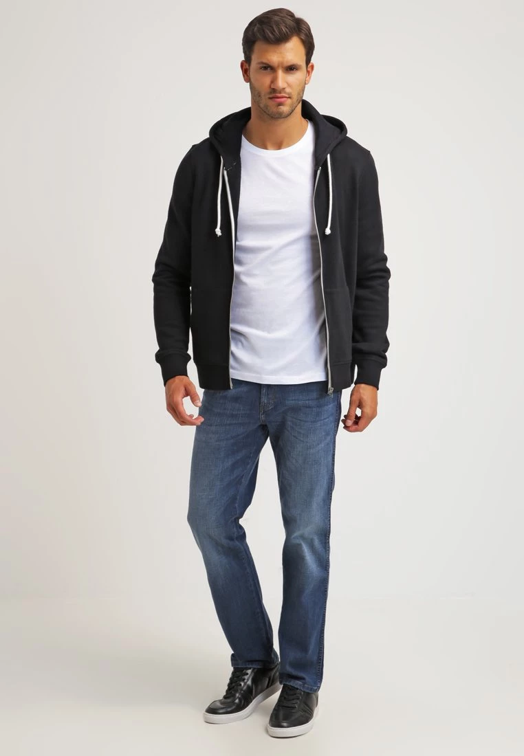 Pier One 2 PACK - Camiseta Básica - White/black, Hombre 3 Pier One 2 PACK - Camiseta Básica - White/black, Hombre