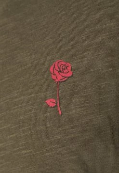 Pier One Unisexo Camiseta Estampada - Olive -Ofertas Pier One Tienda 88d4858284124fa0873aafcc9acb70b1