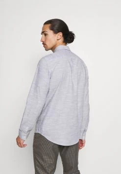 Pier One Hombre Camisa - Mottled Light Blue -Ofertas Pier One Tienda 8cf577e4ba27485bba3ac679be507afc