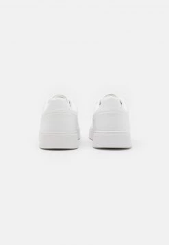 Pier One Unisexo UNISEX - Zapatillas - White -Ofertas Pier One Tienda 91906dfa01a145cbbf47a93b3f457a71
