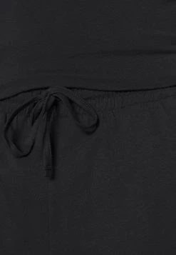 Pier One SET - Pijama - Black, Hombre -Ofertas Pier One Tienda 9e39c472faa2433fa2162f6c6eeb0ab5