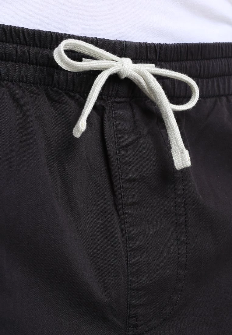 Pier One Hombre Shorts - Black 6 Pier One Hombre Shorts - Black - Imagen 4