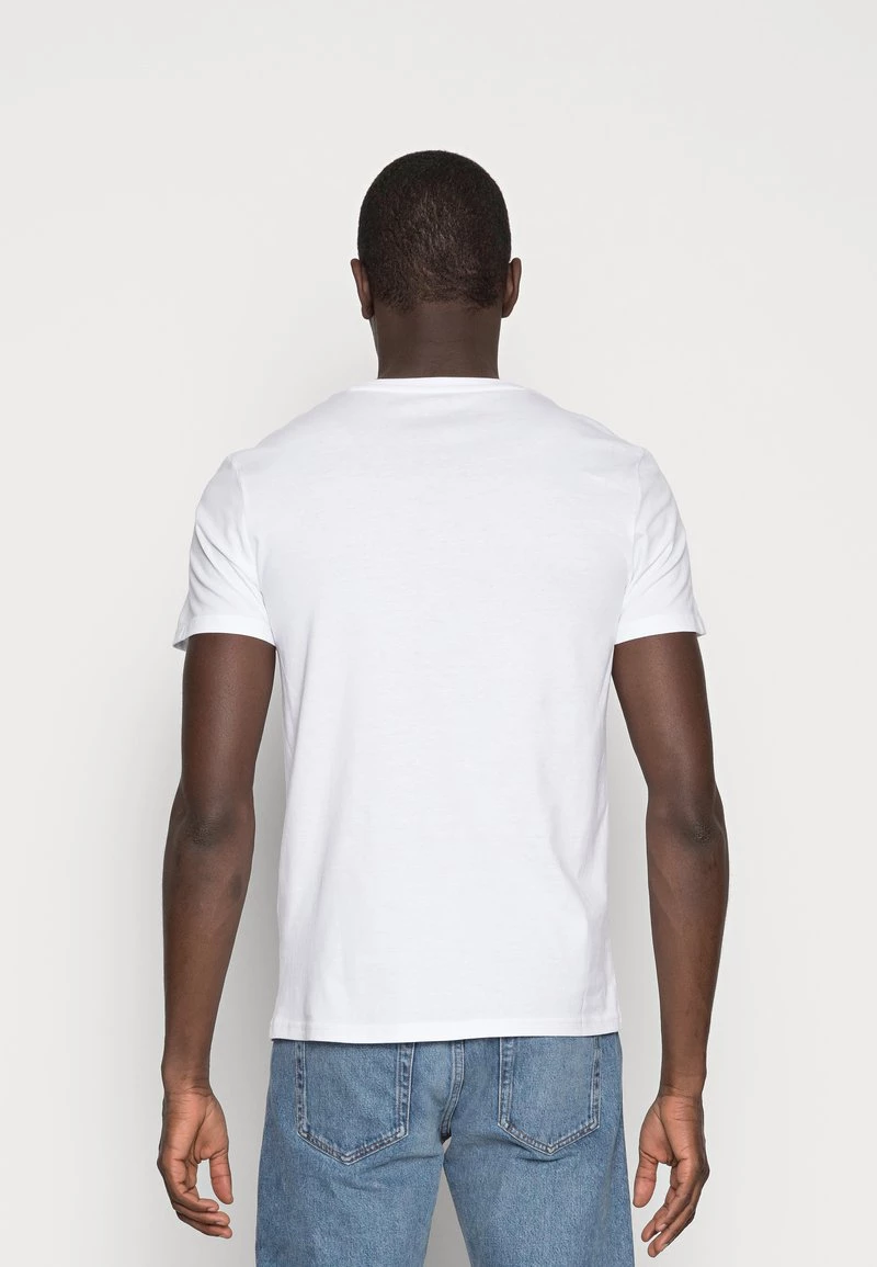 Pier One Hombre 5 PACK - Camiseta Básica - White 5 Pier One Hombre 5 PACK - Camiseta Básica - White - Imagen 3