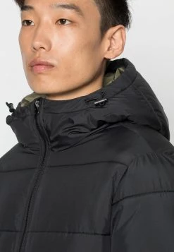 Pier One Hombre BASIC PUFFER JACKET WITH CONTRAST HOOD - Chaqueta De Invierno - Black/olive 11 Pier One Hombre BASIC PUFFER JACKET WITH CONTRAST HOOD - Chaqueta De Invierno - Black/olive -Ofertas Pier One Tienda ac45dd429b7349d1b1c00897ccebcc8a