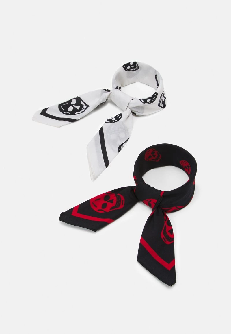 Pier One Unisexo BANDANA 2 PACK UNISEX - Pañuelo - Black/white/red 3 Pier One Unisexo BANDANA 2 PACK UNISEX - Pañuelo - Black/white/red