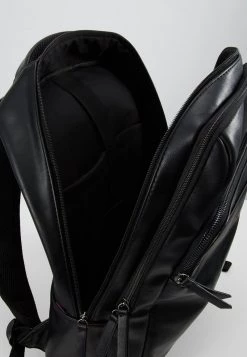 Pier One Hombre Mochila - Black -Ofertas Pier One Tienda b6417a1161b8423583becb9585ecca21