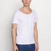Pier One Hombre Camiseta Básica - Bright White -Ofertas Pier One Tienda b764434f257f4462a0112523e5a4d304