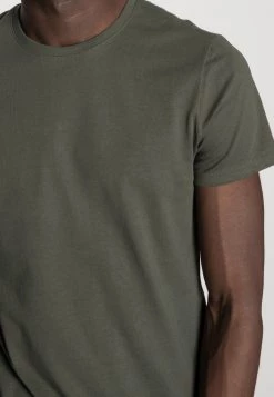 Pier One 3 PACK - Camiseta Básica - Black/grey/green, Hombre -Ofertas Pier One Tienda ba2abdb3c78c4a8bb5a16ee701db5a1d