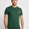 Pier One Hombre Camiseta Estampada - Dark Green -Ofertas Pier One Tienda c4738beb8a334726bfc86213fac15e12