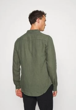 Pier One Camisa - Olive, Hombre -Ofertas Pier One Tienda d2a5963e57af4bceabd5fcac39cabfd2