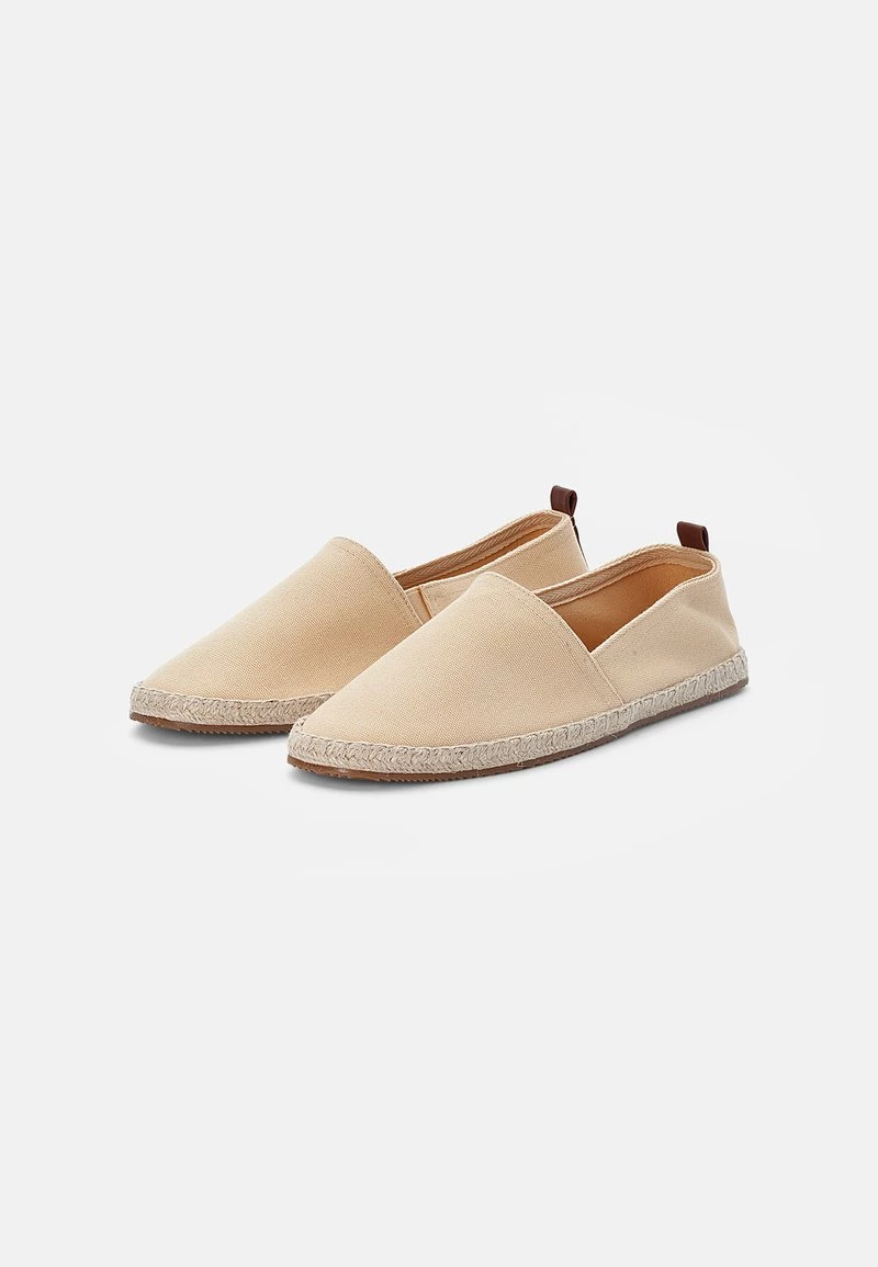 Pier One Unisexo RENA ESPADRILLE UNISEX - Alpargatas - Beige 4 Pier One Unisexo RENA ESPADRILLE UNISEX - Alpargatas - Beige - Imagen 2
