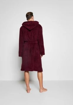 Pier One Hombre Albornoz - Bordeaux 9 Pier One Hombre Albornoz - Bordeaux -Ofertas Pier One Tienda dd371e252e4740079b6cb04fa9bf473c