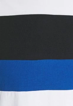 Pier One Hombre Camiseta Básica - White -Ofertas Pier One Tienda de501897e8c34801b7f9b6f4bd698697