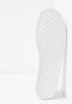 Pier One UNISEX - Mocasines - White, Unisexo 12 Pier One UNISEX - Mocasines - White, Unisexo -Ofertas Pier One Tienda dee0a4750a5f4236ad549067444ca07e