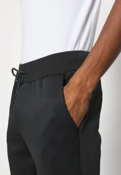 Pier One Hombre Pantalones Deportivos - Black -Ofertas Pier One Tienda e52c3d679a484821b3134a6146f40559